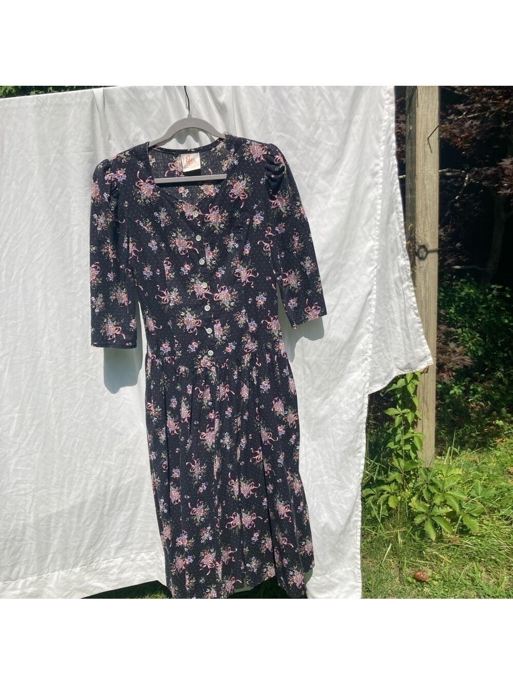 Eber San Francisco vintage black floral dress with shoulder pads, size 13/14